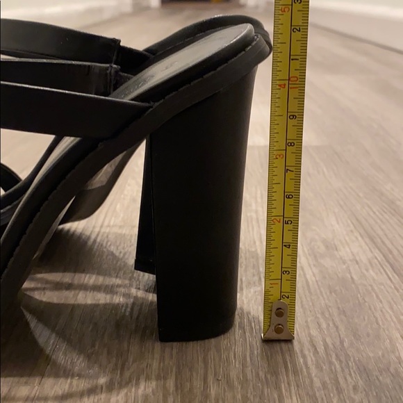 ❌SOLD❌ Wild Diva Double Strap Heels size 8 - Picture 5 of 5